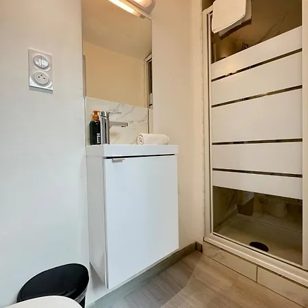 Petit Studio, Fonctionnel 4d Апартаменты *